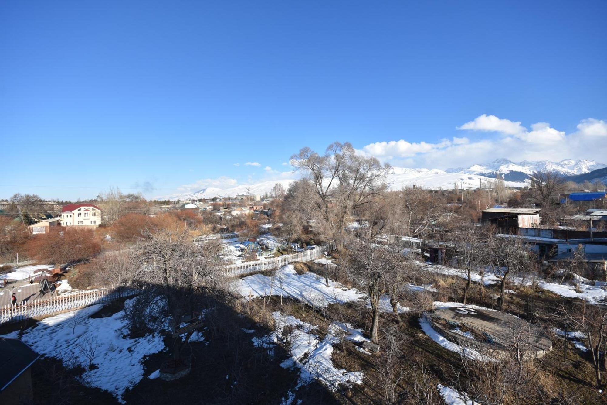 Riverside Karakol Exterior photo