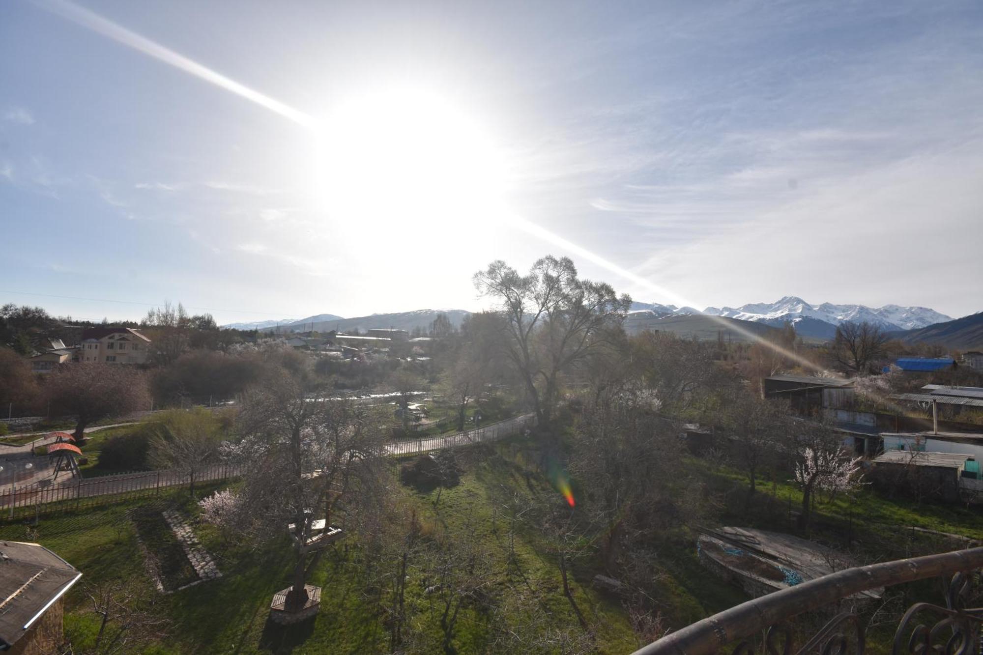 Riverside Karakol Exterior photo